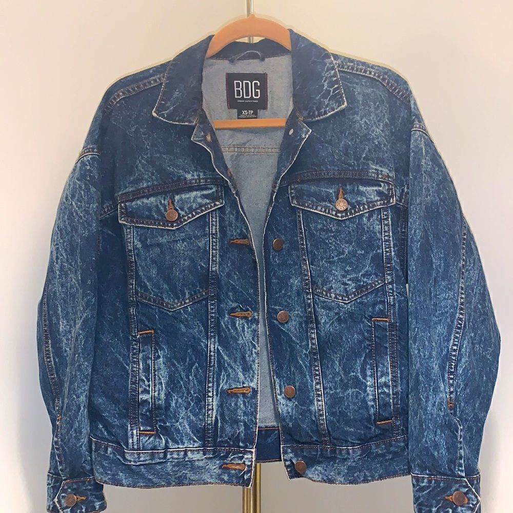 BDG Urban Outfitters Oversized denim jacket XS